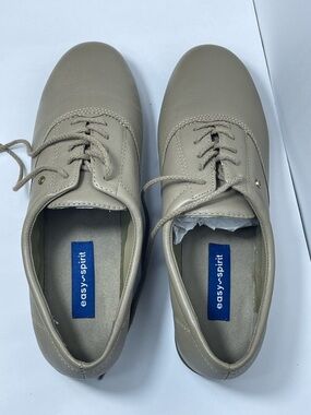 Easy Spirit Women's Taupe Lace-Up Oxfords